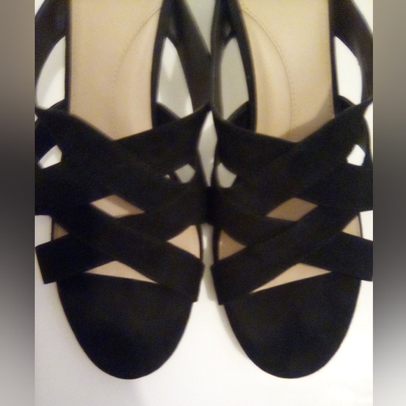 Cole Haan Grand 360 Women's Black Elegant Heels Size 11B - Picture 2 of 11